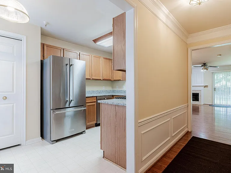 21773 Baldwin Sq — Photo 4