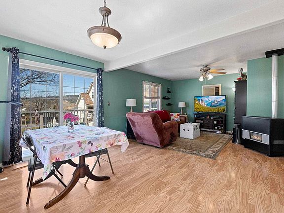 2nd image of 18521 Fir Ave