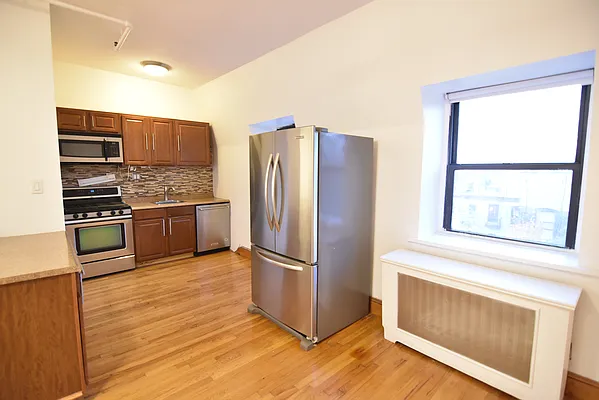 Rented by A P Realty Group NY LTD | media 14