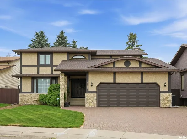711 Whitewood COURT, Saskatoon, SK S7J 4K5