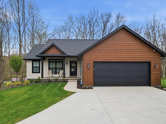 2nd image of 353 Valleybrook Cir