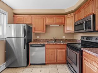 5815 Rose Ave APT 3, La Grange, IL 60525