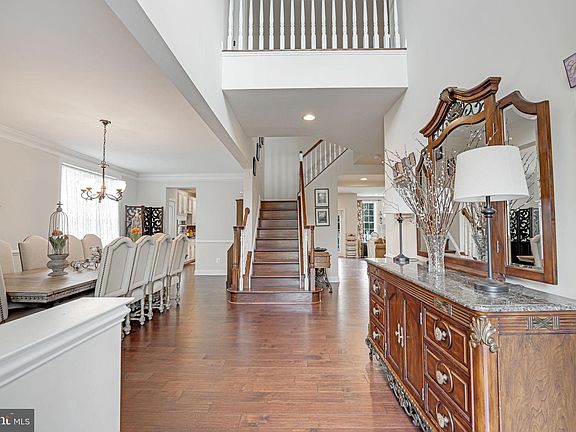 5th image of 4672 Glass Mountain Way