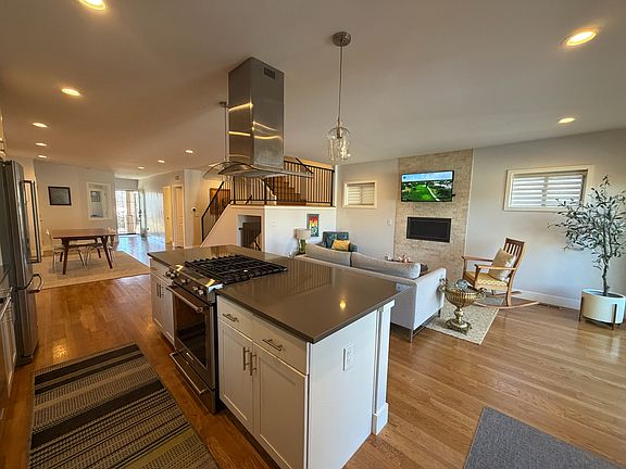 5th image of 3155 W 28th Ave