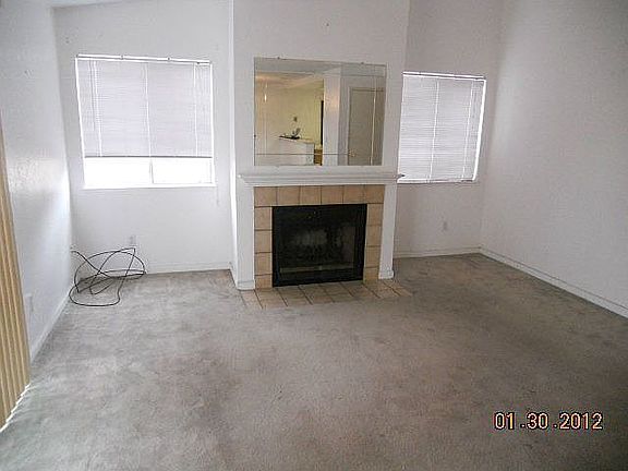 4th image of 187 Silcreek Dr