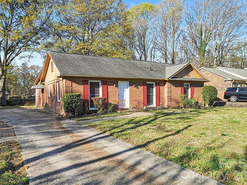 1st image of 5212 Barrington Dr