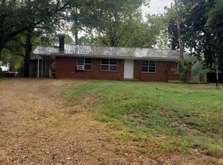 105 E Pne, Lockesburg, AR 71846
