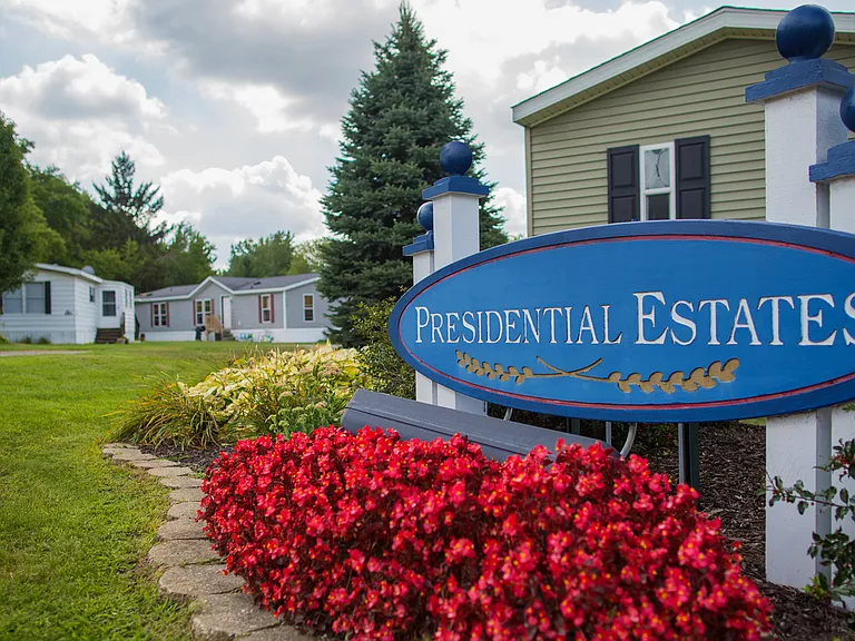 Presidential Estates — Photo 4