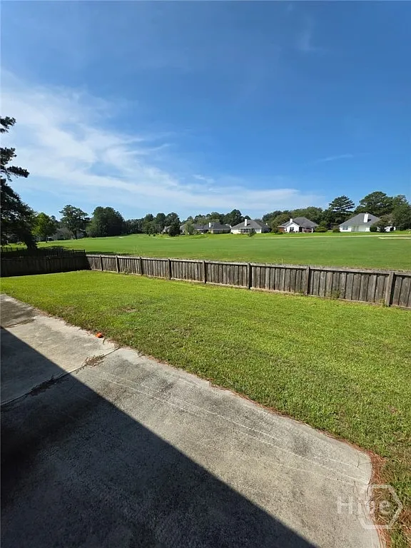 3 bed, 2.0 bath, 1565 sqft, $1,950 — Photo 4