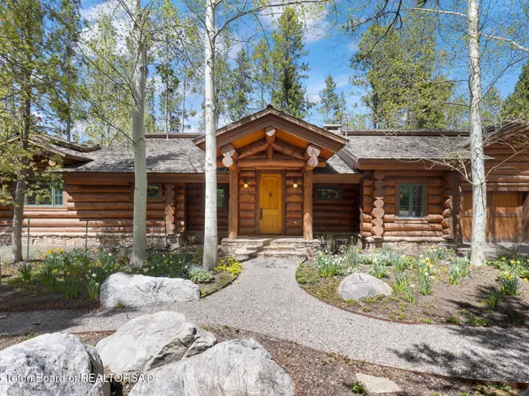 5725 W Caddis Fly Dr, Wilson, WY 83014