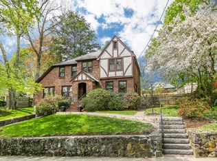 57 Greylock Rd, Newton, MA 02465