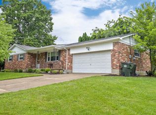 11685 Sharonwoods Ct, Cincinnati, OH 45241