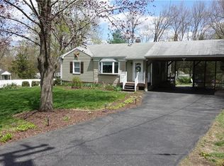 28 Fox Dr, Seymour, CT 06483