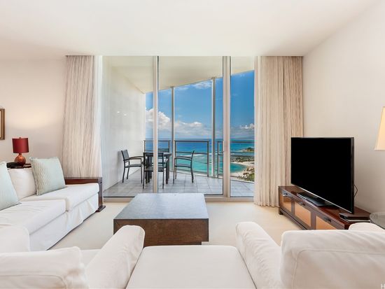223 Saratoga Rd #3703, Honolulu, HI 96815