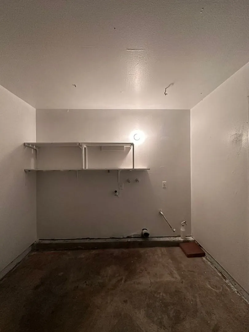1468 East D Street — Photo 3