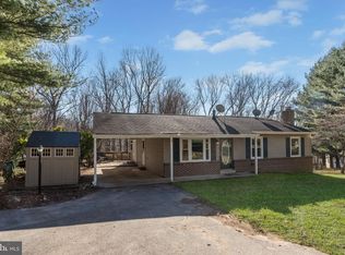 11381 Canary Dr, Ijamsville, MD 21754