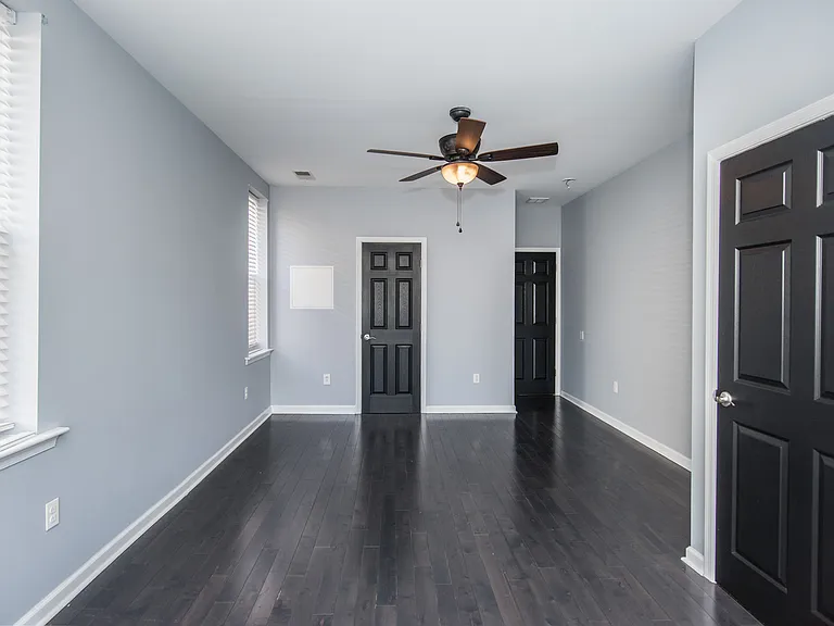 2316 E Lehigh Ave — Photo 26