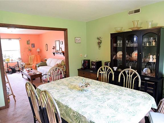 5th image of 2285 Youngstown Kingsville Rd NE