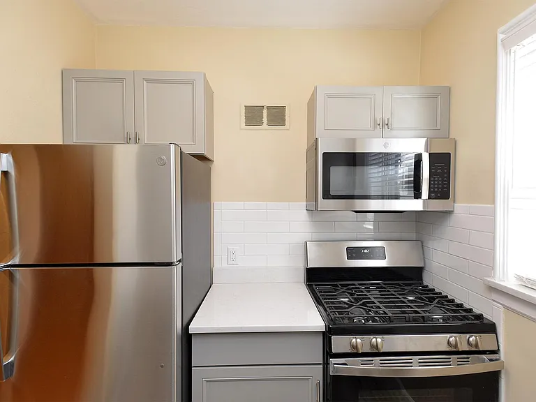 4968A Oleatha Ave — Photo 15