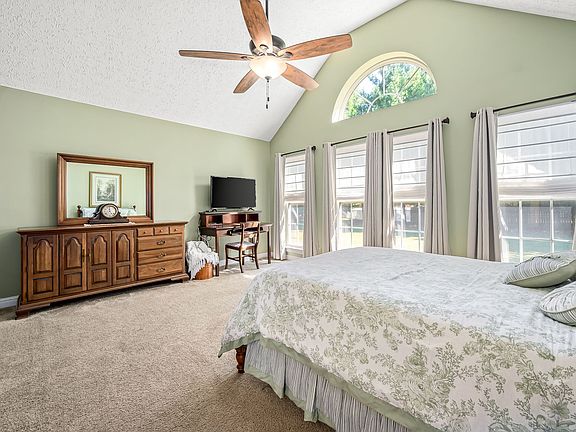 3rd image of 2405 Amber Glen Ct