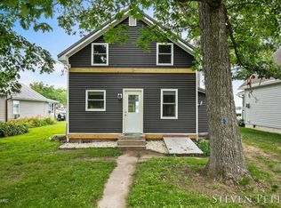8760 Lakeview Dr, Orleans, MI 48865