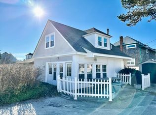 97A Beach Ave #A, Hull, MA 02045