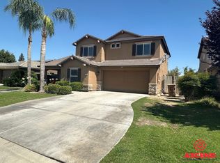 9100 Rockaway Beach Ct, Bakersfield, CA 93311