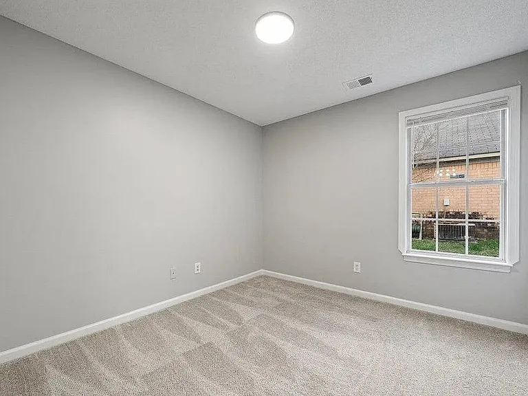 9438 Huron Dr — Photo 6