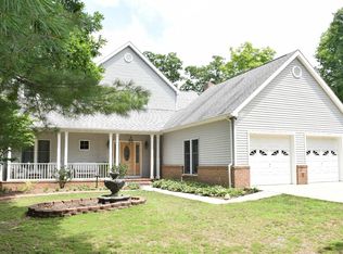 145 Spotted Fawn Ln, Great Cacapon, WV 25422