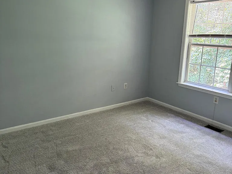 2589 Merganser Ct — Photo 17
