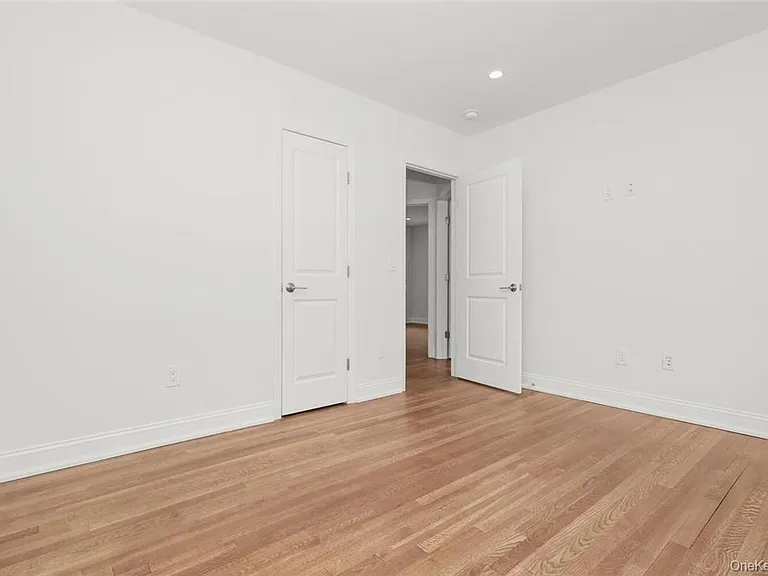 517 Walnut St #A — Photo 29