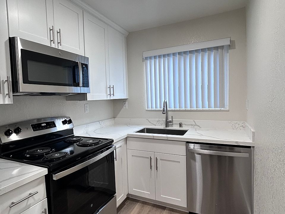1st image of 1216 Floribunda Ave APT 1