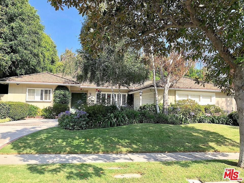 1st image of 3120 Earlmar Dr
