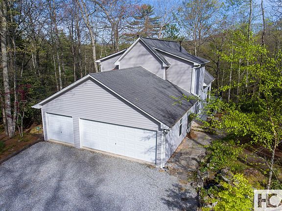 5th image of 176 Long Pond Lane