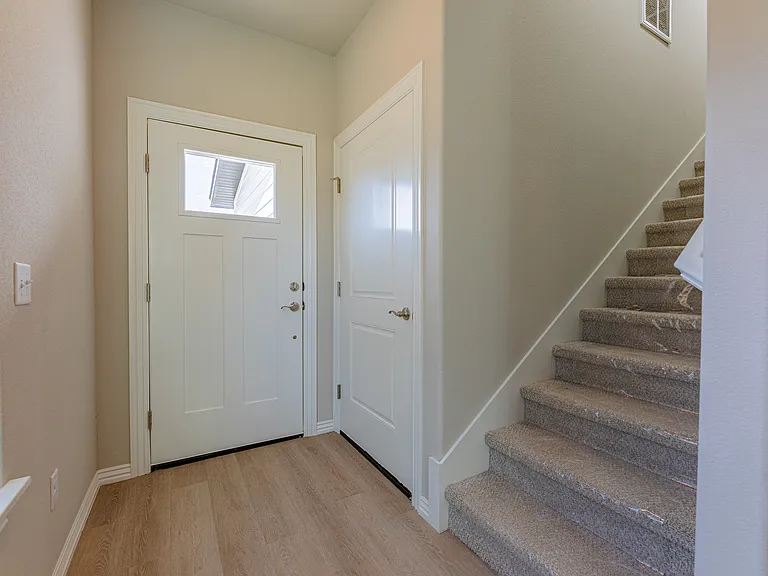 1403 SW Casuarina Dr #1 — Photo 4