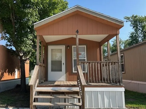 442 Millers Ln #4, McPherson, KS 67460