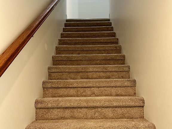 5th image of 1753 Arbor Hills Dr SE