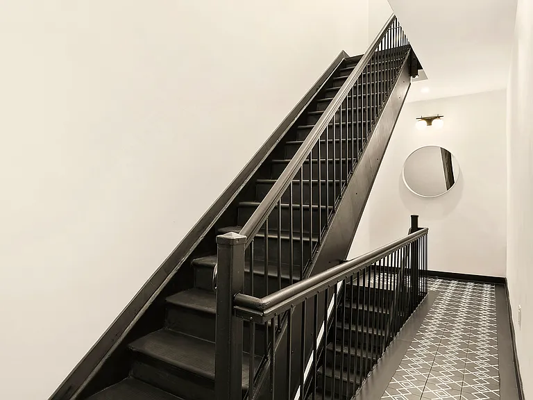 101 Greenpoint Ave #4R — Photo 8