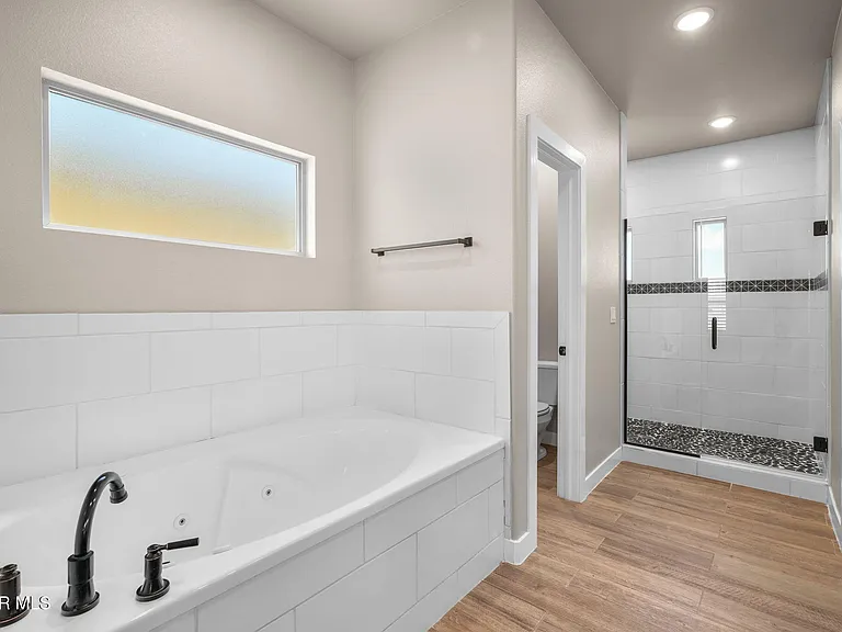 10013 Hueco Junction Rd — Photo 37