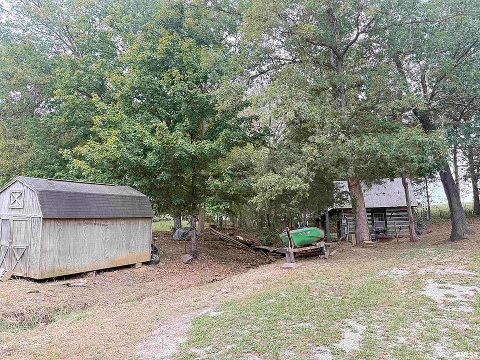 4th image of 2955 Egyptian Hills Dr