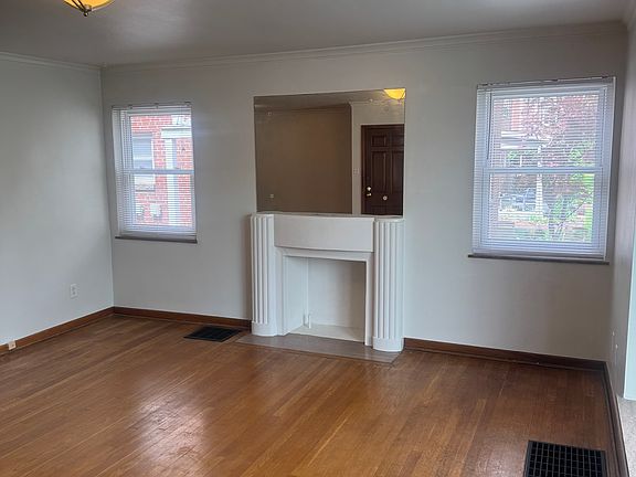 3rd image of 1611 Elmwood Ave APT A