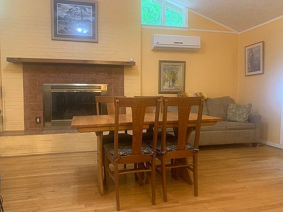 Main cottage living room