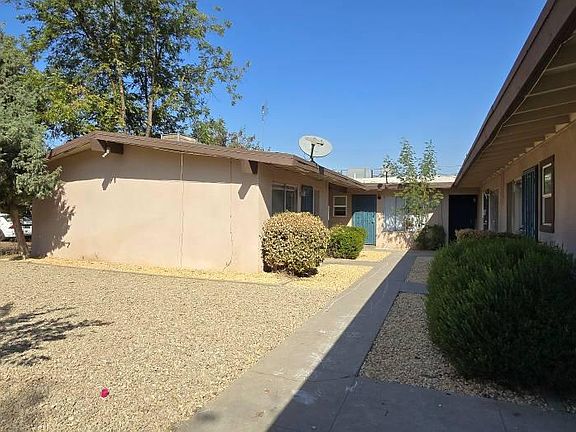 2nd image of 217 E Tuolumne St