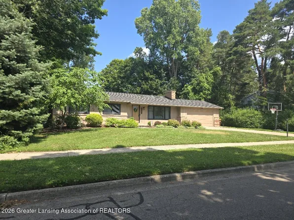 3895 Raleigh Dr, Okemos, MI 48864
