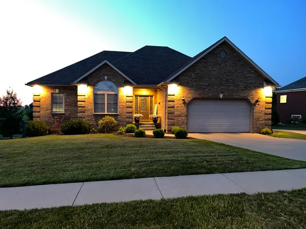 1008 Green Gdn, Lawrenceburg, KY 40342