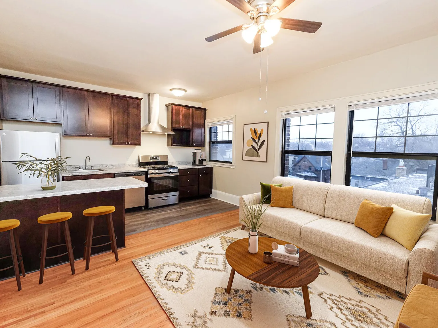 Garfield Court Apartments — Photo 2