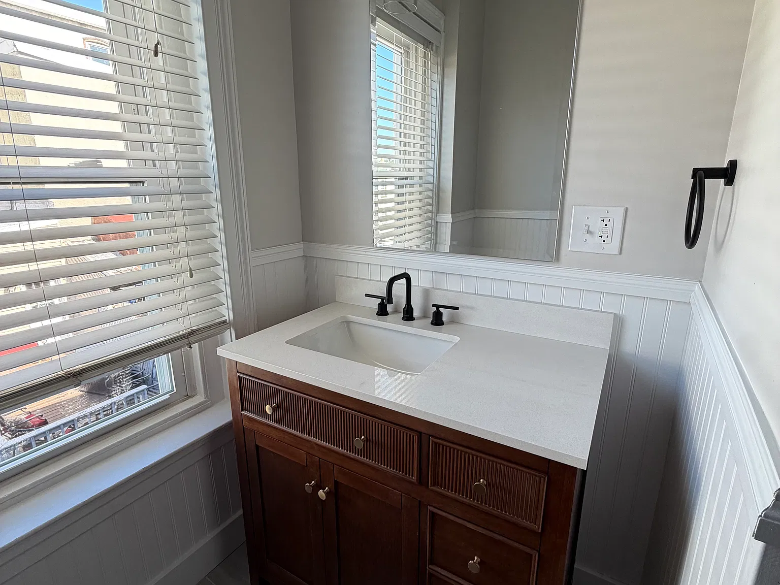 3 bed, 1.5 bath, 1232 sqft, $3,100 — Photo 4