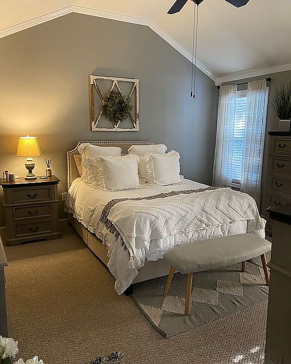 Mater Bedroom 