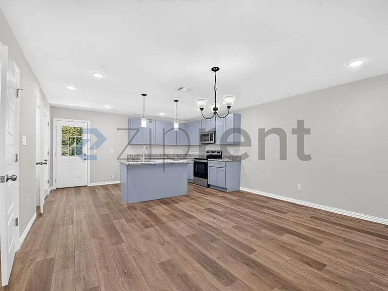 333 N Field St #A — Photo 9