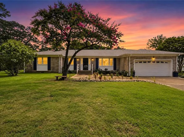 2305 Spindrift Rd, Virginia Beach, VA 23451